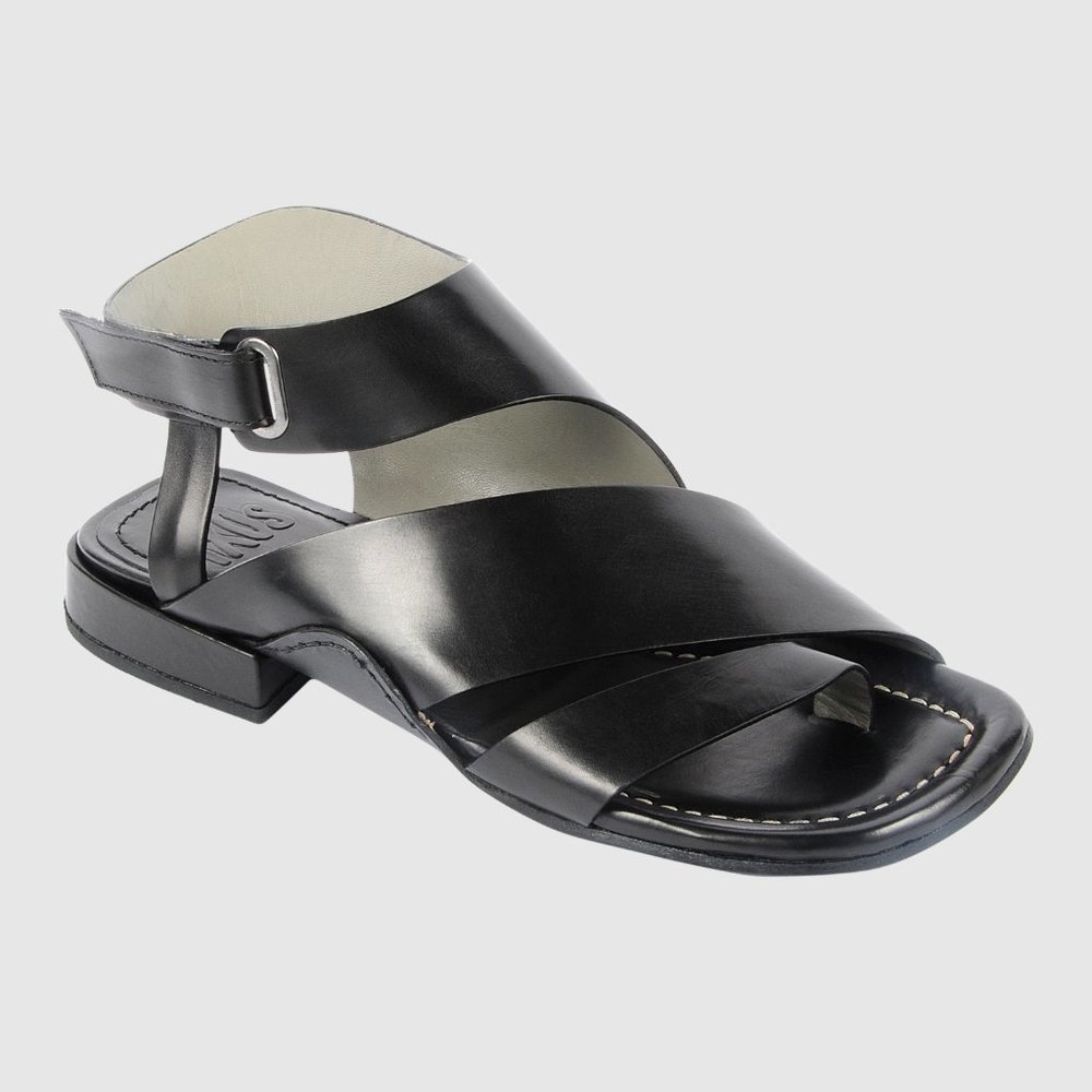 Ixos Handcrafted Black Leather Sandal
